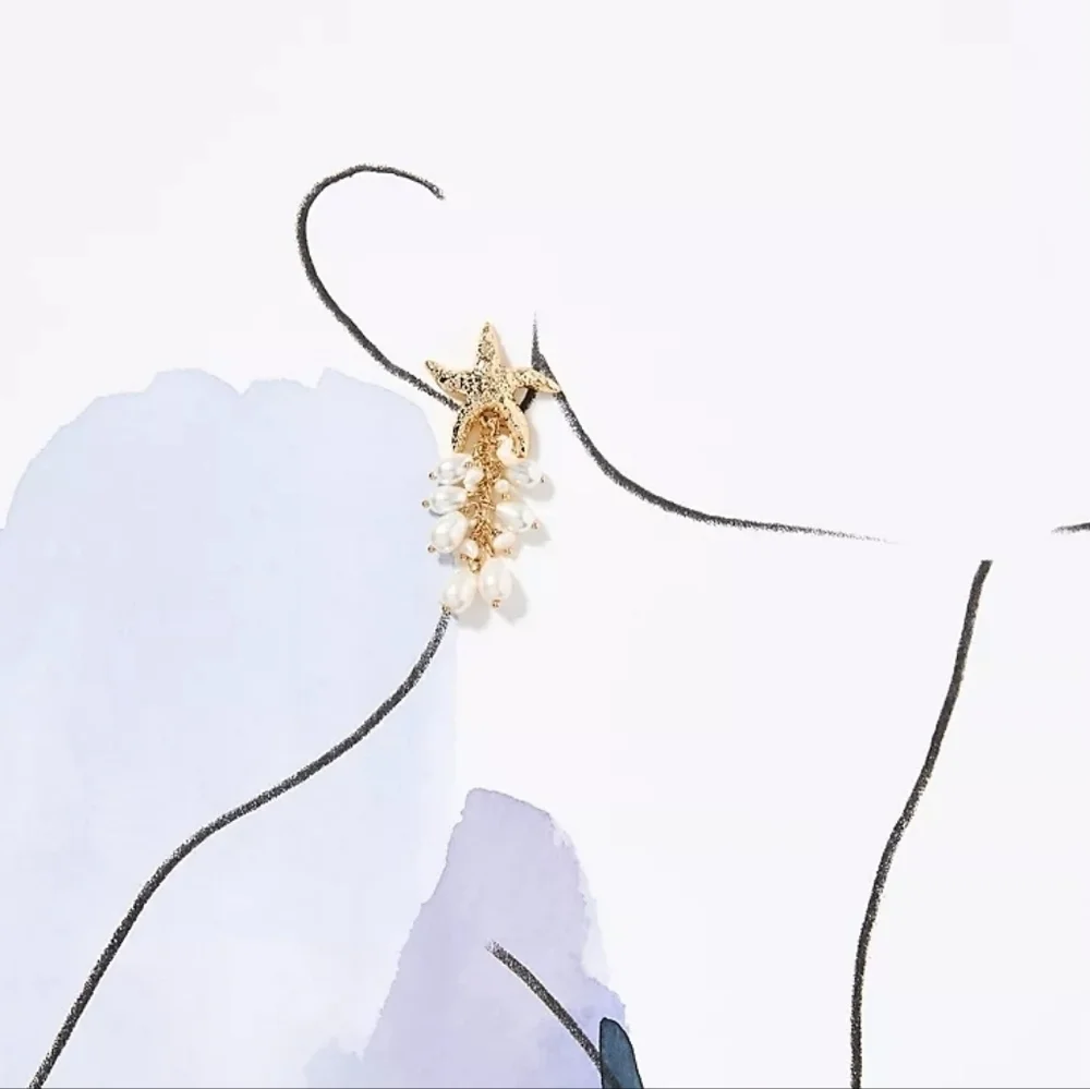 💛🔹Piper k🔹Gold Starfish Freshwater Pearl Cluster Glass Stone Dangle Earrings